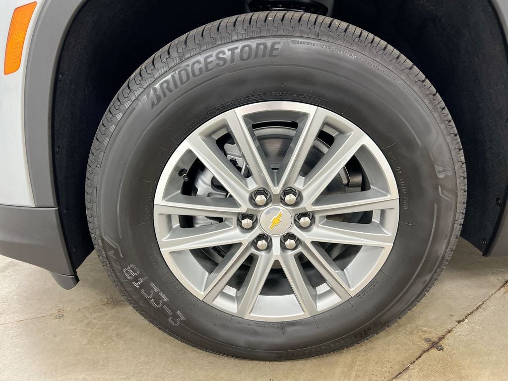 2023 Chevrolet Traverse LT