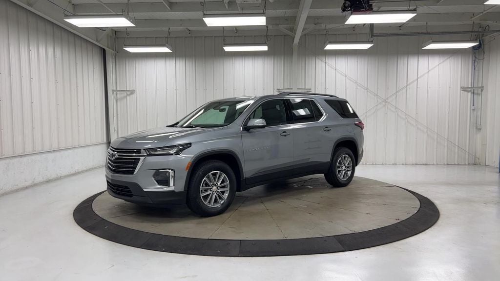 2023 Chevrolet Traverse LT