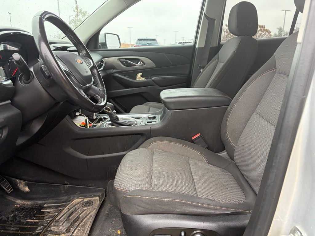 2021 Chevrolet Traverse LT