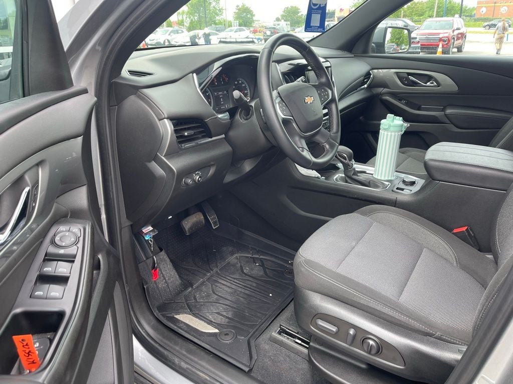 2023 Chevrolet Traverse LT