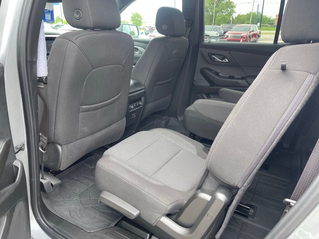2023 Chevrolet Traverse LT