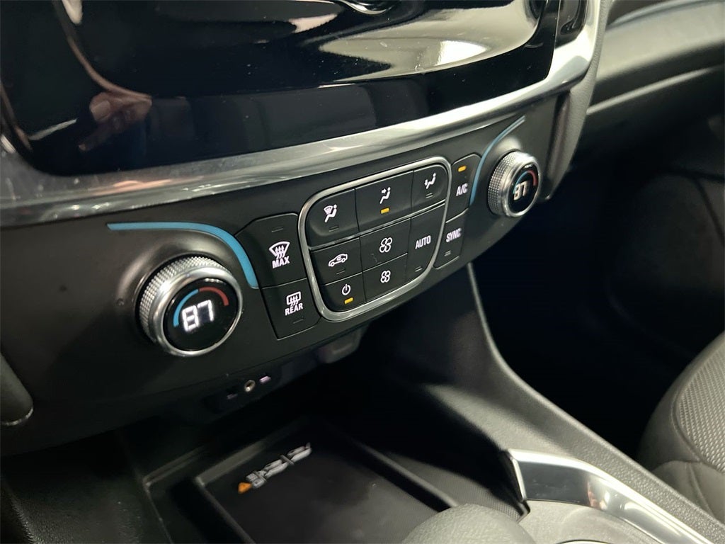 2023 Chevrolet Traverse LT