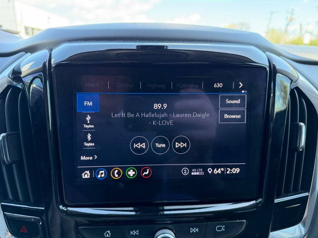 2021 Chevrolet Traverse LT
