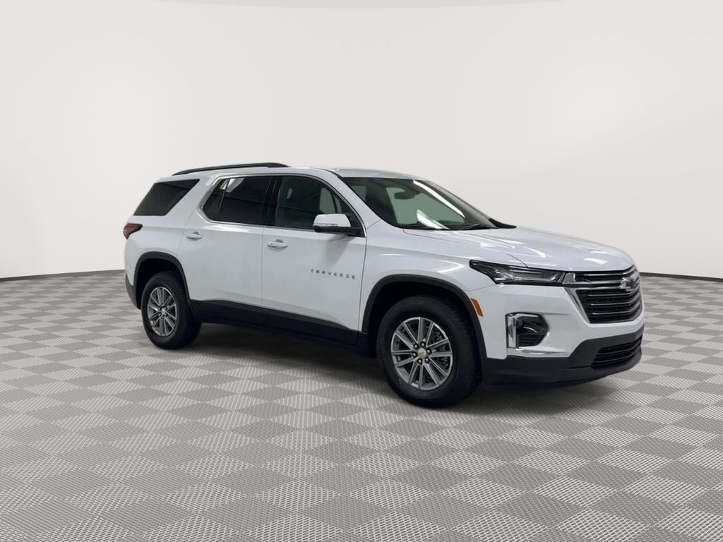2023 Chevrolet Traverse LT