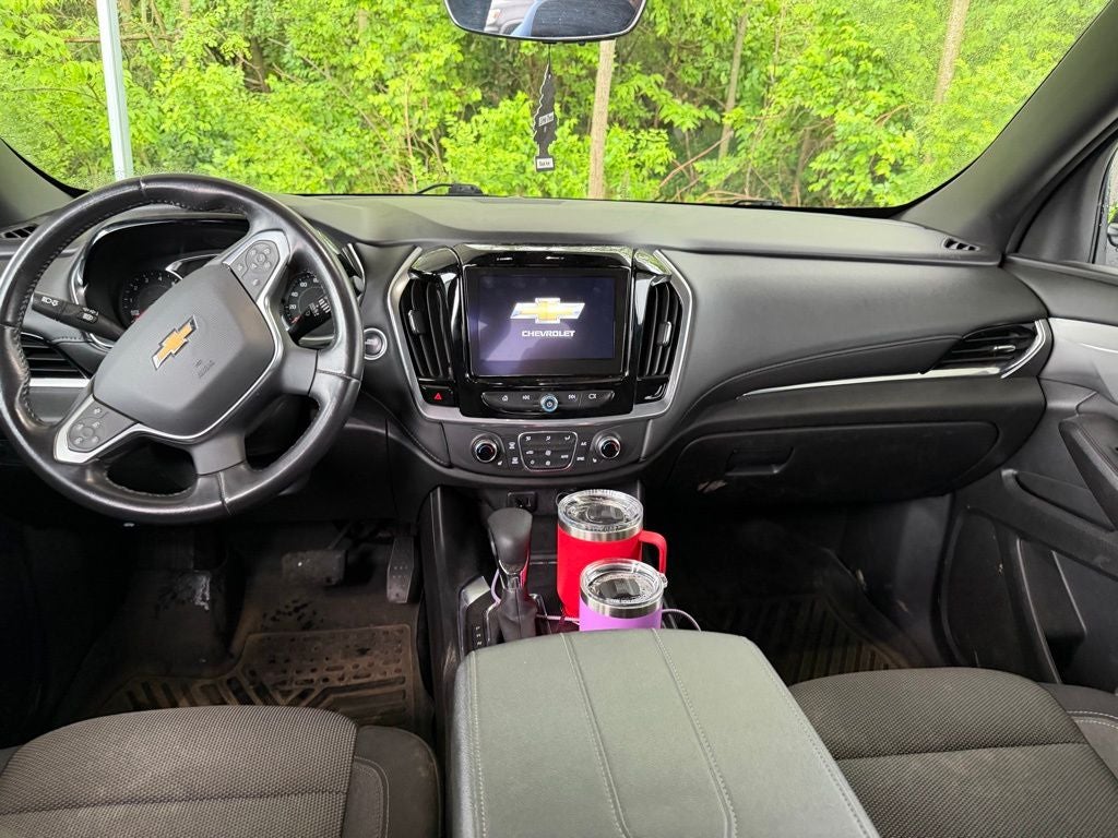 2022 Chevrolet Traverse LT