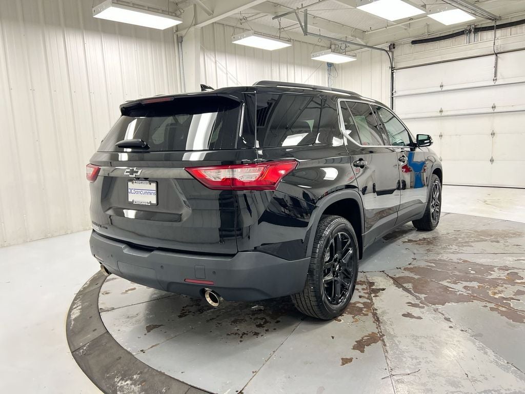 2021 Chevrolet Traverse LT