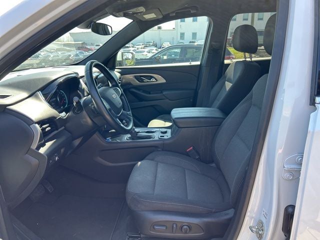 2023 Chevrolet Traverse LT