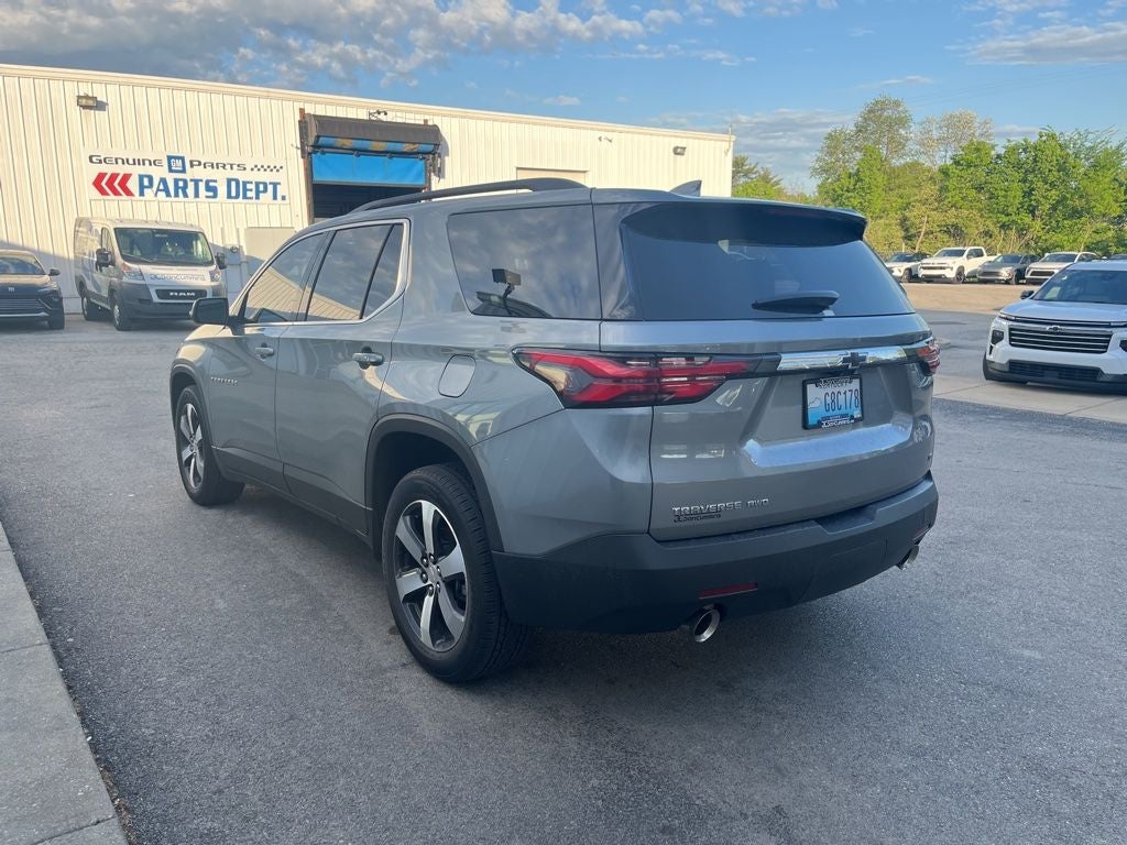 2023 Chevrolet Traverse LT Leather