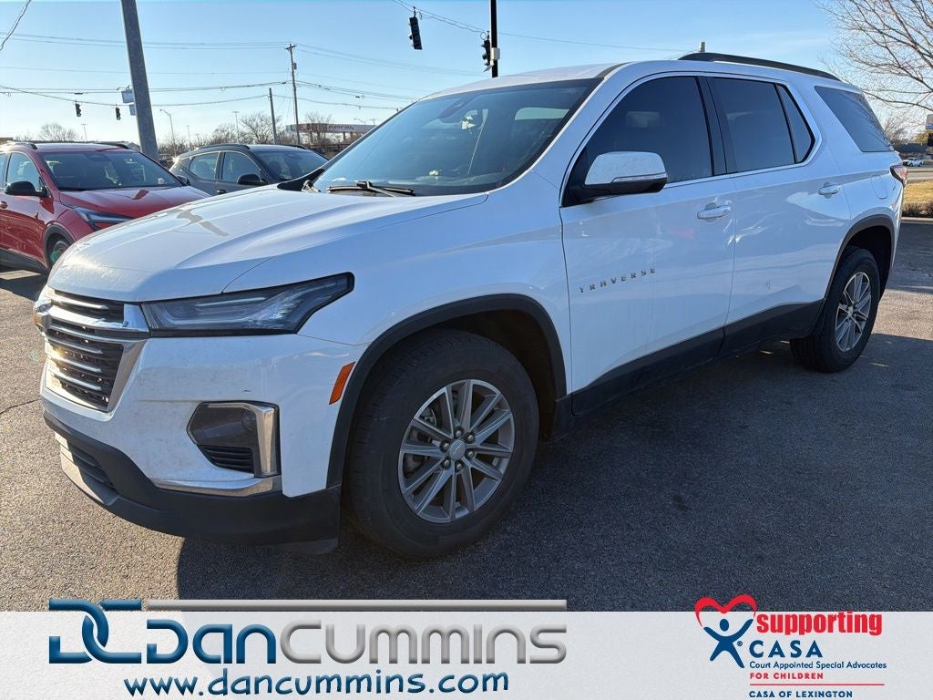 2023 Chevrolet Traverse LT Leather
