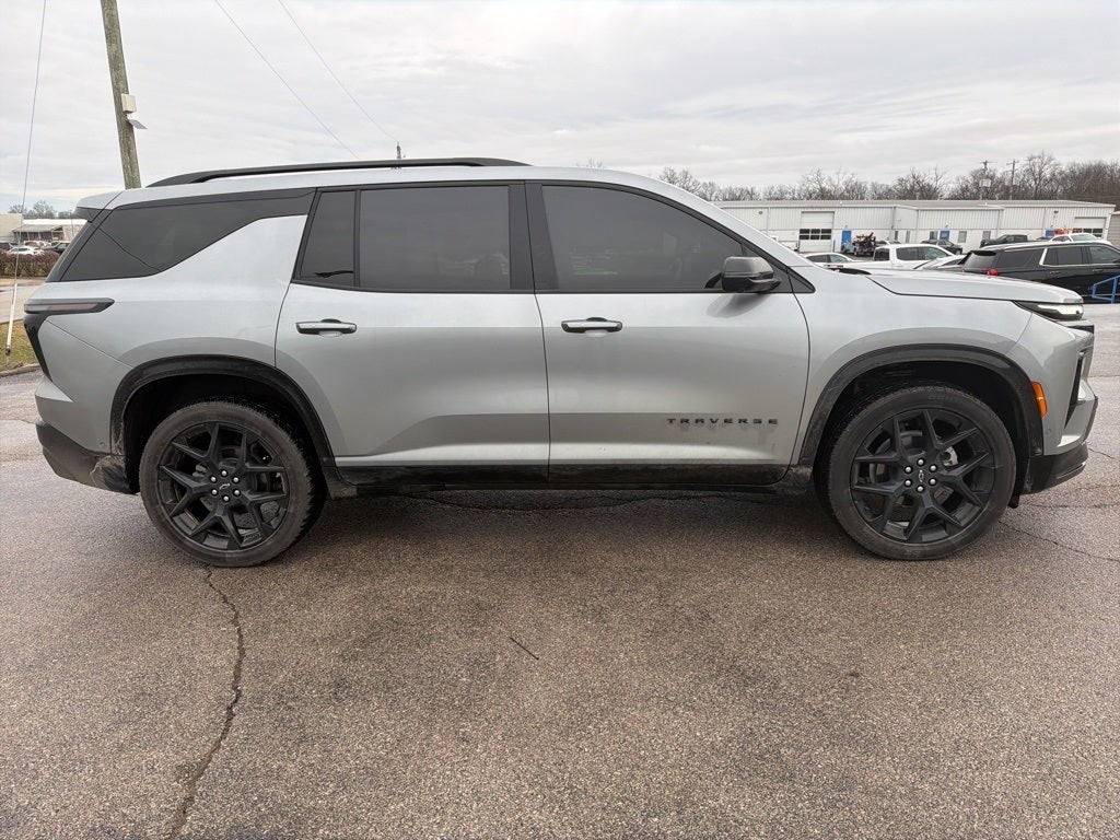 2025 Chevrolet Traverse RS