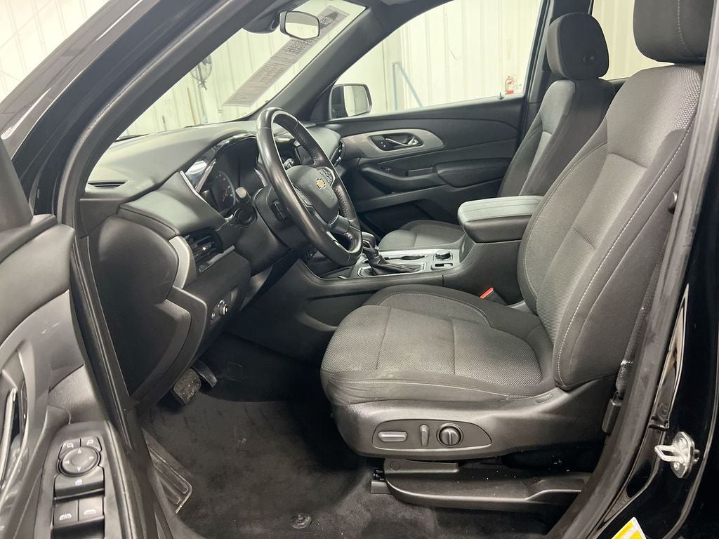 2022 Chevrolet Traverse LT