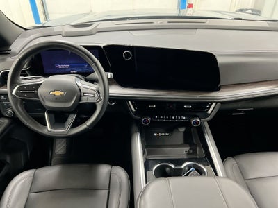2025 Chevrolet Suburban LT