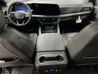 2025 Chevrolet Suburban RST