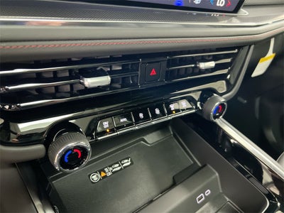 2025 Chevrolet Suburban RST