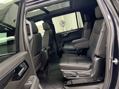 2025 Chevrolet Suburban RST