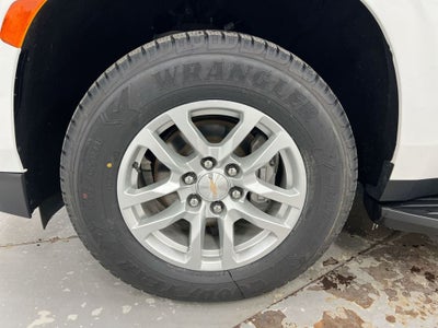 2024 Chevrolet Suburban LT