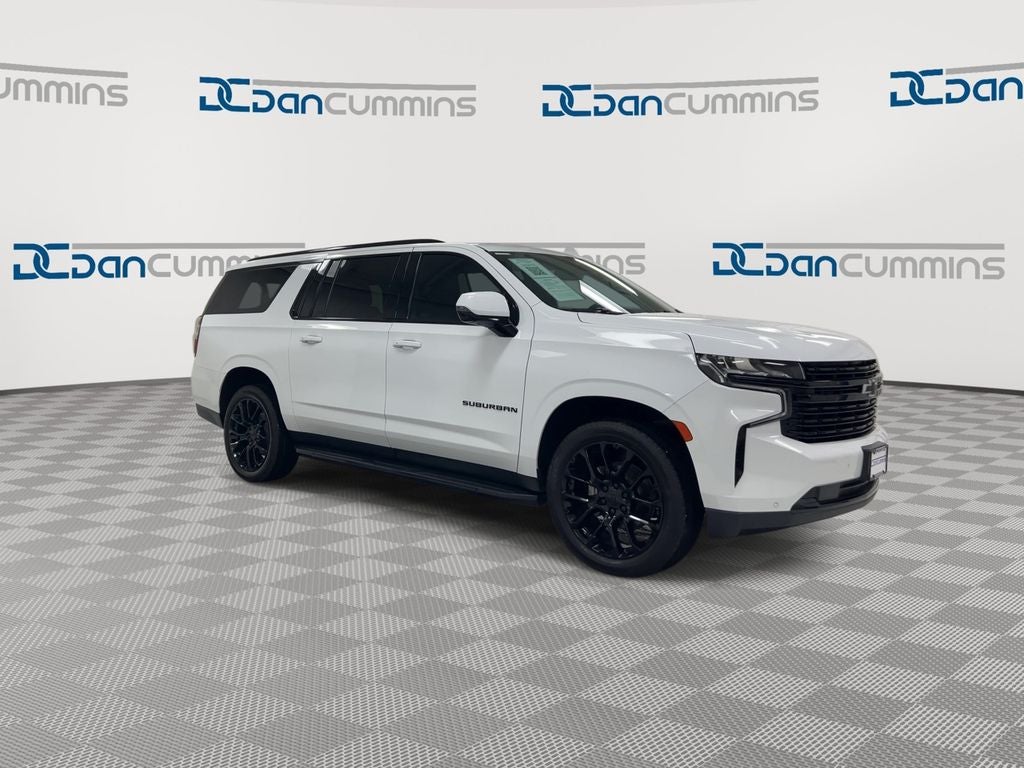2023 Chevrolet Suburban RST