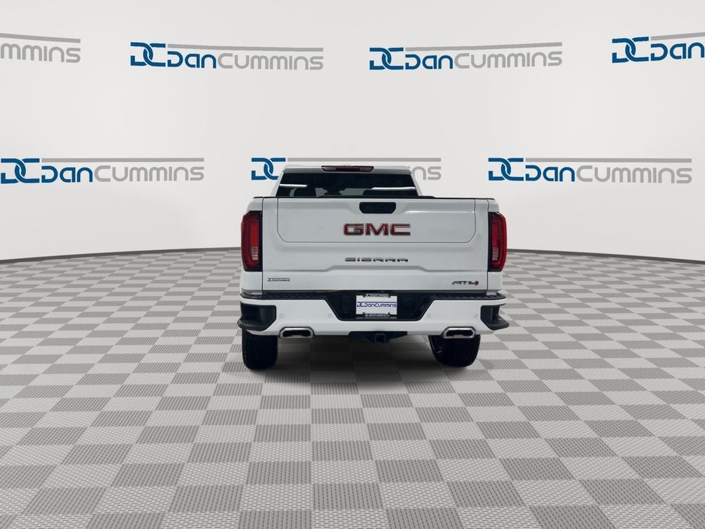 2025 GMC Sierra 1500 AT4