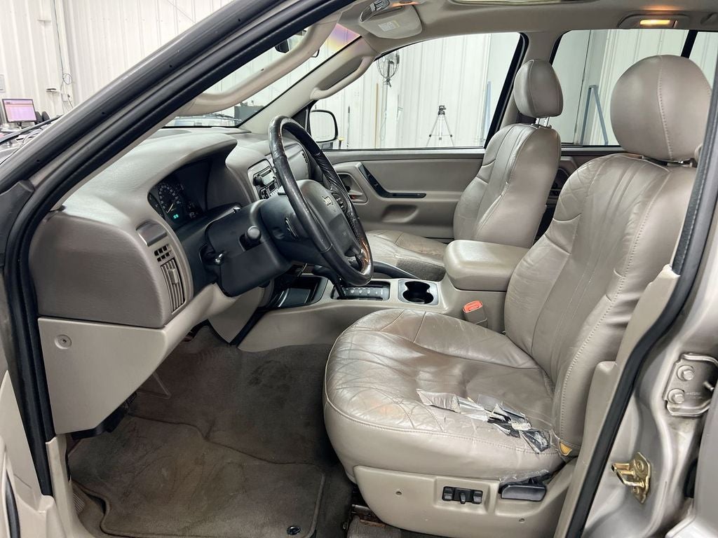 2002 Jeep Grand Cherokee Sport