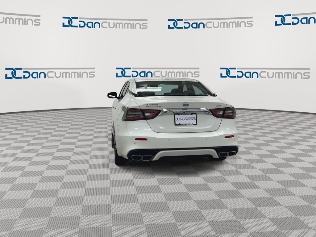 2023 Nissan Maxima SV
