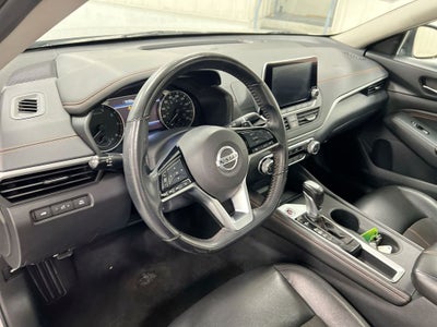 2020 Nissan Altima 2.0 SR