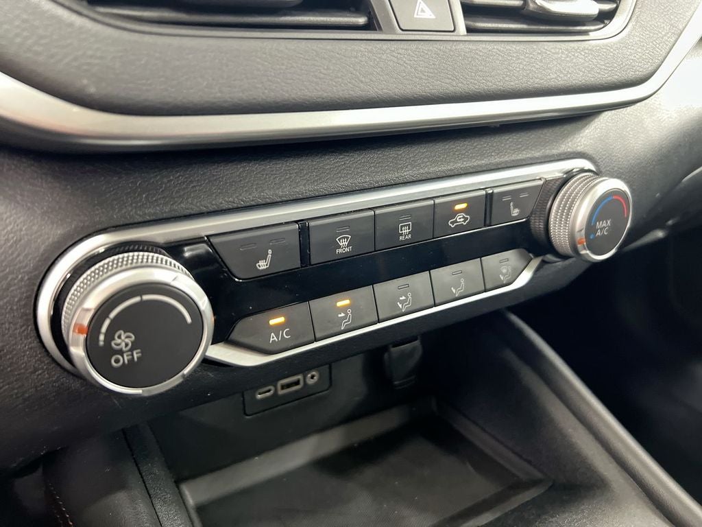 2020 Nissan Altima 2.0 SR