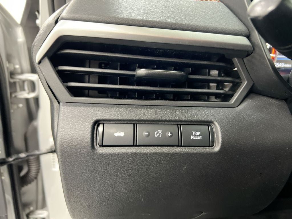 2020 Nissan Altima 2.0 SR