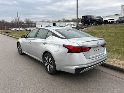 2022 Nissan Altima 2.5 SV