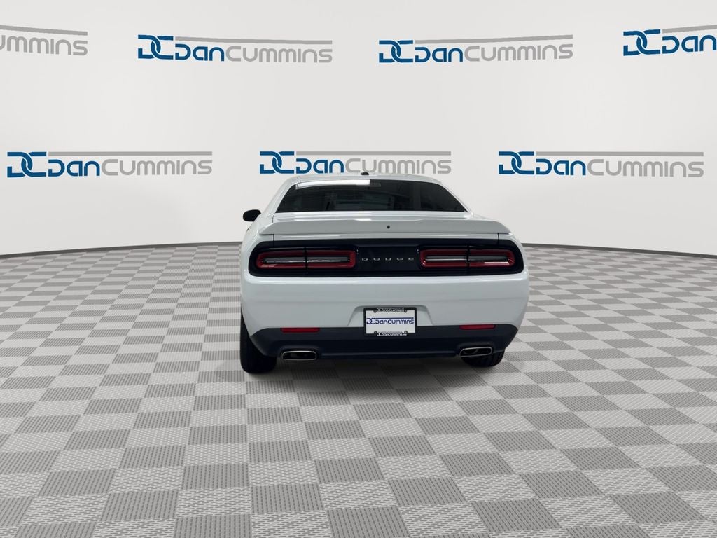 2020 Dodge Challenger SXT