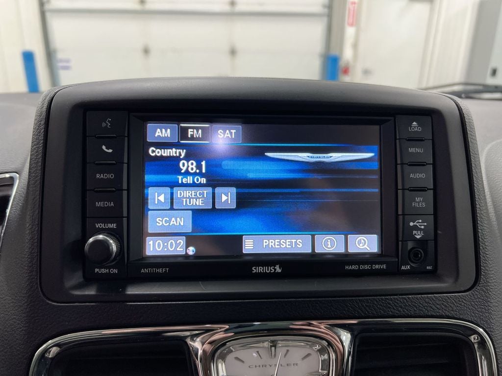 2014 Chrysler Town & Country Touring