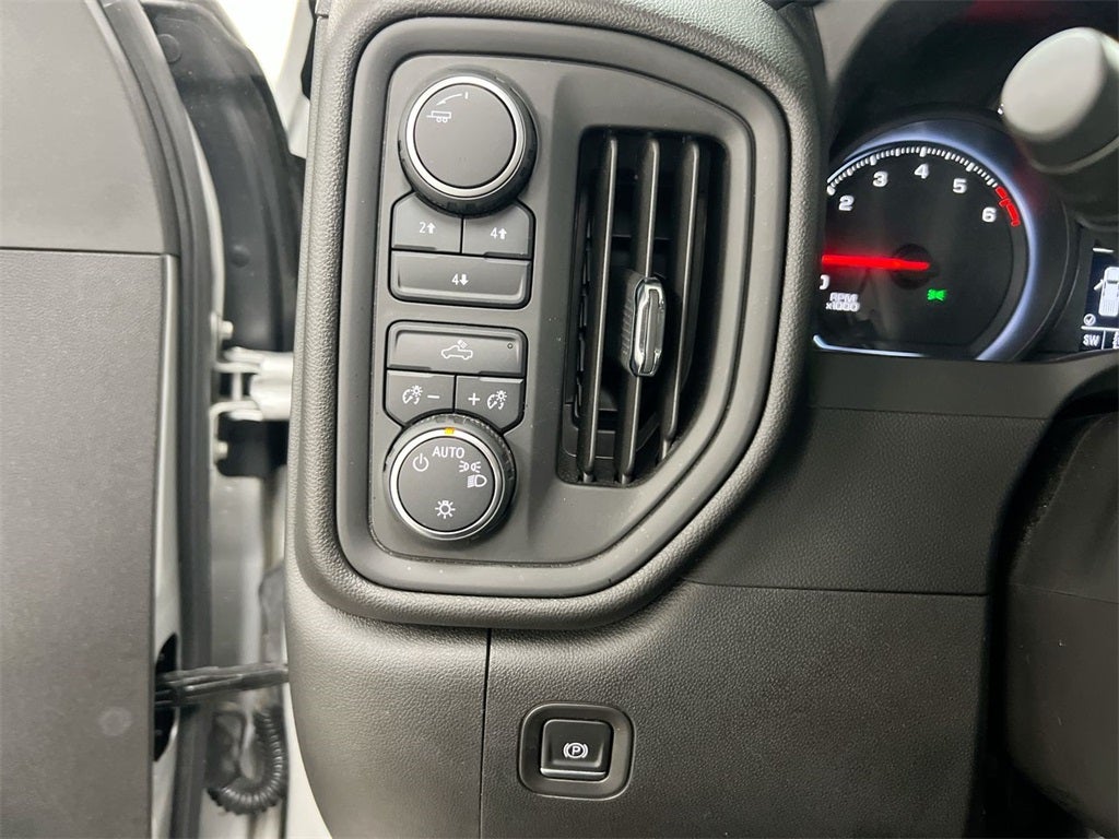 2023 Chevrolet Silverado 2500HD Custom