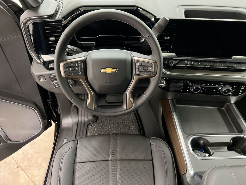 2024 Chevrolet Silverado 3500HD High Country