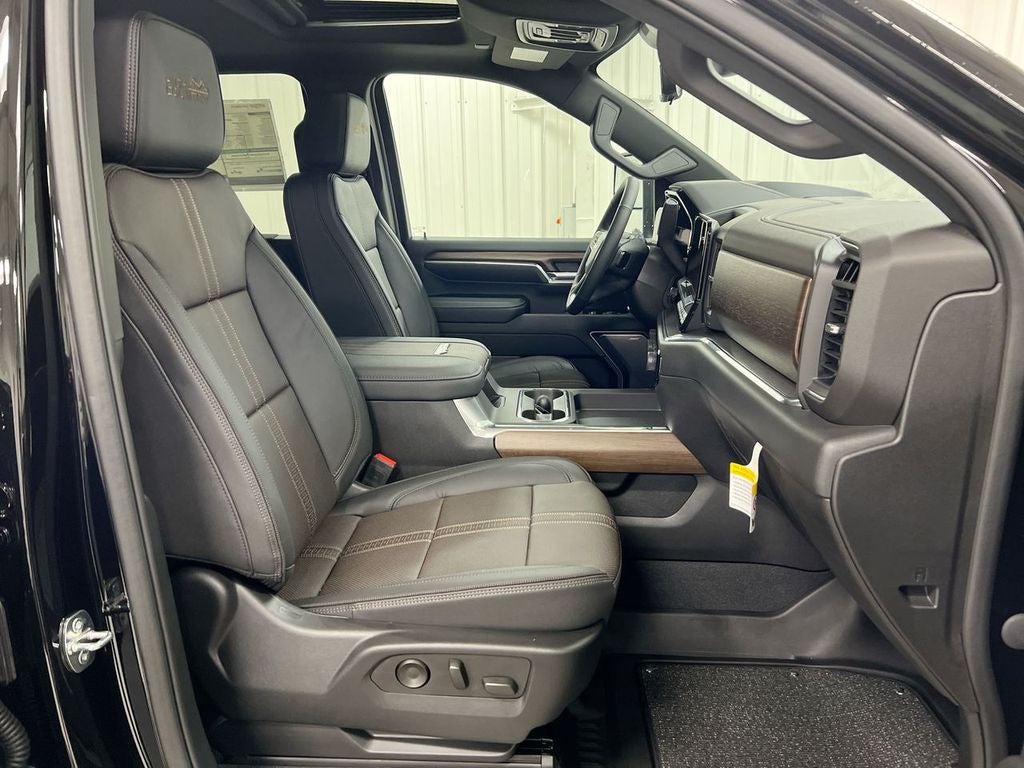 2024 Chevrolet Silverado 3500HD High Country