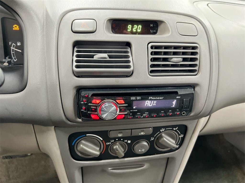 2002 Toyota Corolla LE