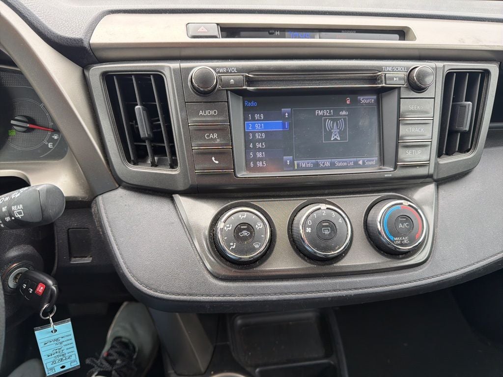2015 Toyota RAV4 LE