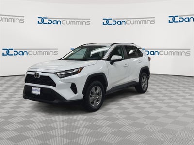 2023 Toyota RAV4 XLE