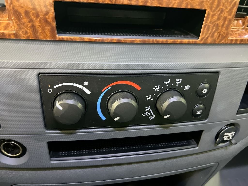 2006 Dodge Ram 2500 SLT