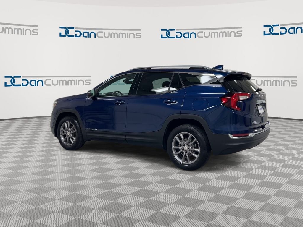 2023 GMC Terrain SLT