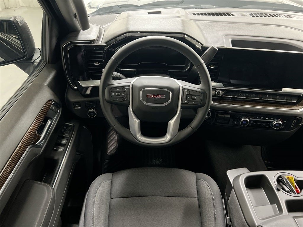 2025 GMC Sierra 1500 SLE