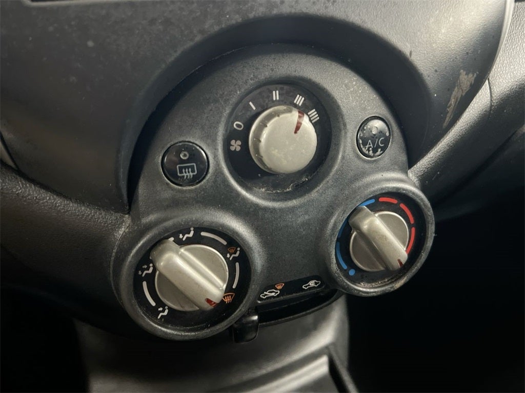 2013 Nissan Versa 1.6 SV