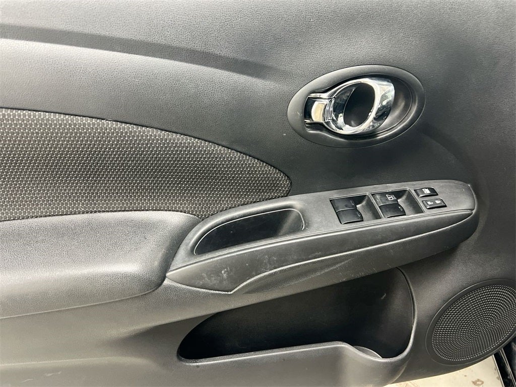 2013 Nissan Versa 1.6 SV