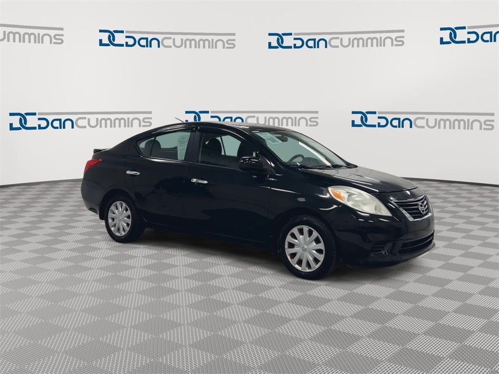 2013 Nissan Versa 1.6 SV