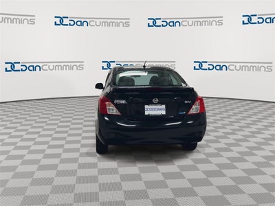 2013 Nissan Versa 1.6 SV