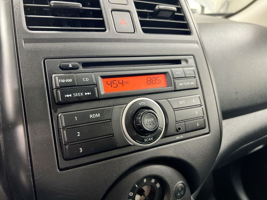 2014 Nissan Versa 1.6 S