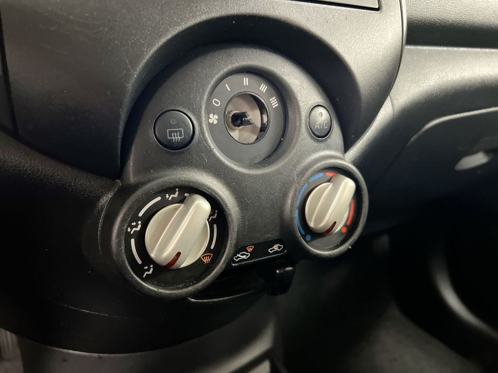 2014 Nissan Versa 1.6 S