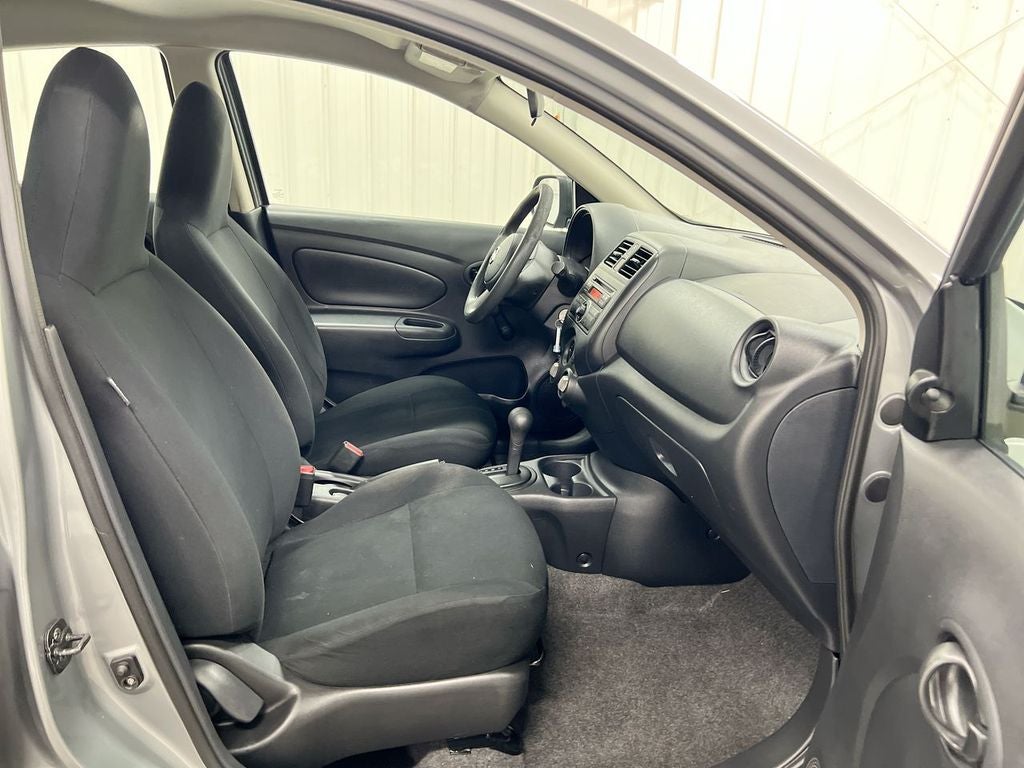 2014 Nissan Versa 1.6 S