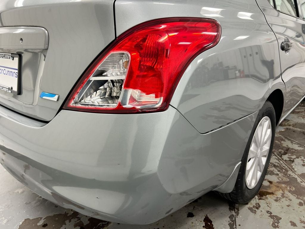 2014 Nissan Versa 1.6 S