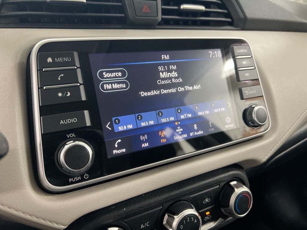 2021 Nissan Versa 1.6 SV