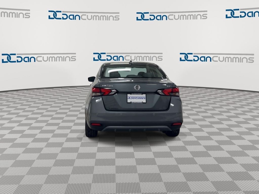 2021 Nissan Versa 1.6 SV