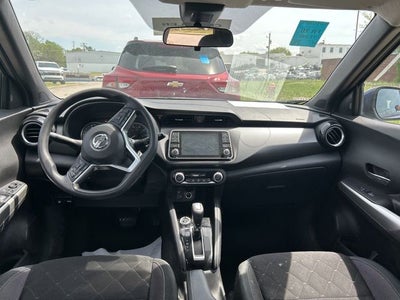 2020 Nissan Kicks SV